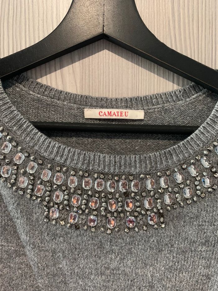 Pull camaïeu gris taille 2 correspond à un 40 - photo numéro 2