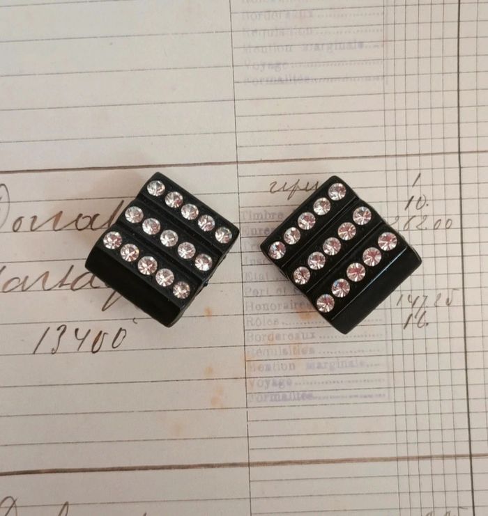 Paire clips vintage strass