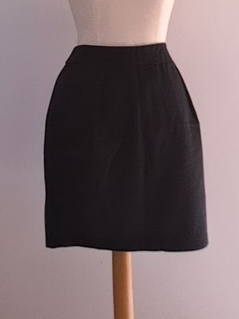 Jupe Kilky femme taille M noire – Coupe droite – Très bon état