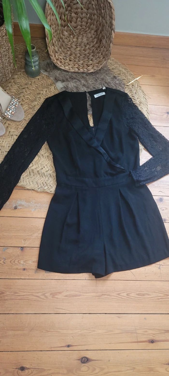 Jolie combinaison short Naf Naf Taille S Parfait état - photo numéro 2
