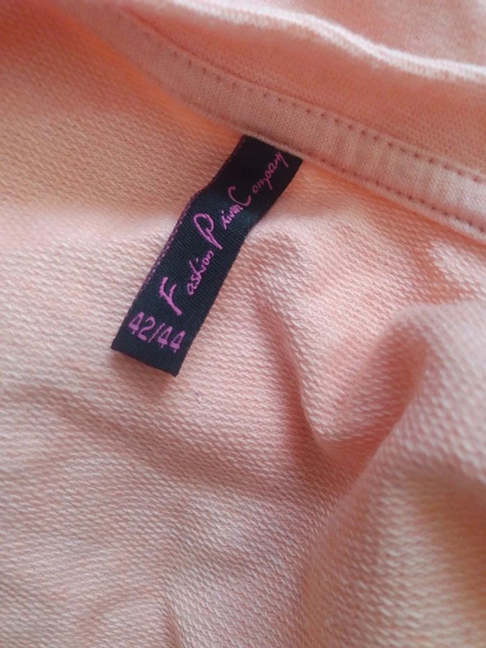 Tee-shirt fleur épais - photo numéro 3