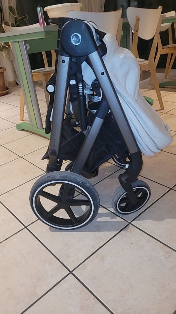 Pousette cybex balios S luxe - photo numéro 2