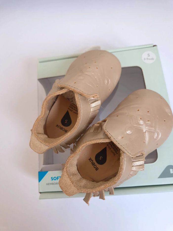 Chaussons Bobux neuf dorés taille S 3-9 mois - photo numéro 3