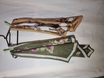 Lot de 2 foulards carrés