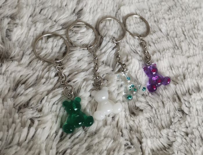 Porte clés ourson de différentes couleurs - photo numéro 4