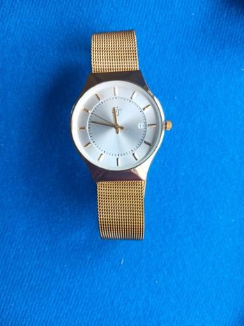 Montre femme doré neuve