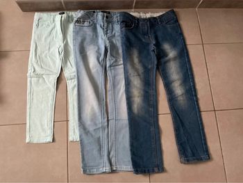 Lots 3 pantalons 6 ans