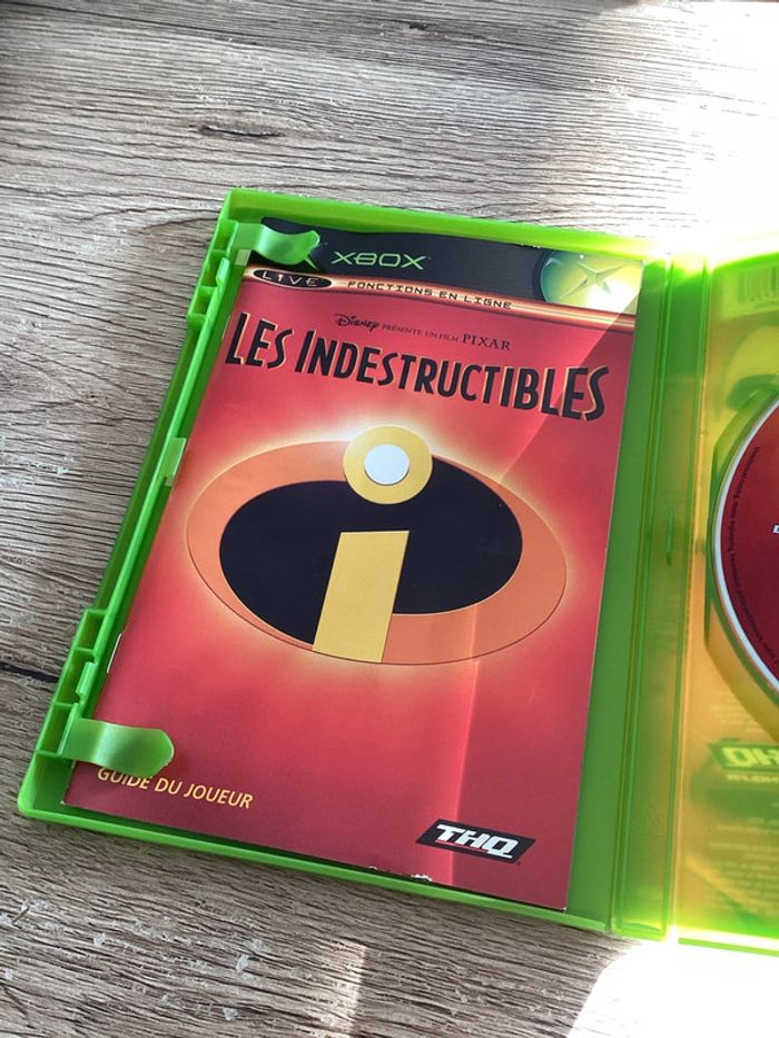 jeu les indestructibles Disney pixar Xbox première génération Microsoft - photo numéro 4