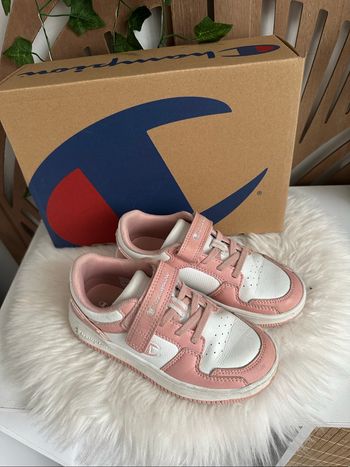 Magnifique chaussures basket rose et blanche de chez Champion en pointure 30