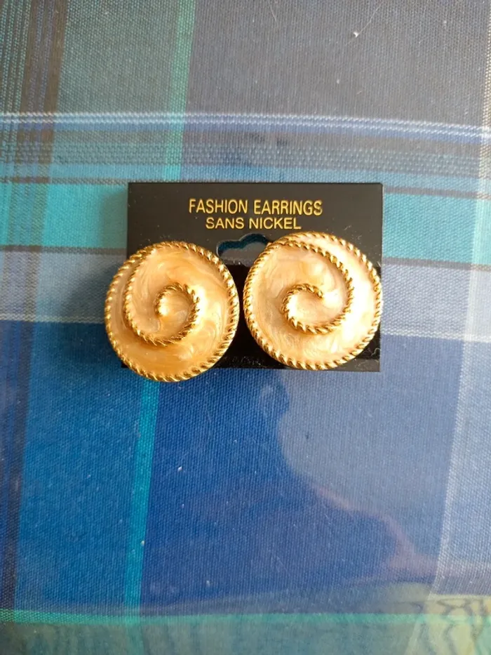 Lot de 7 paires de boucles d'oreilles - photo numéro 8