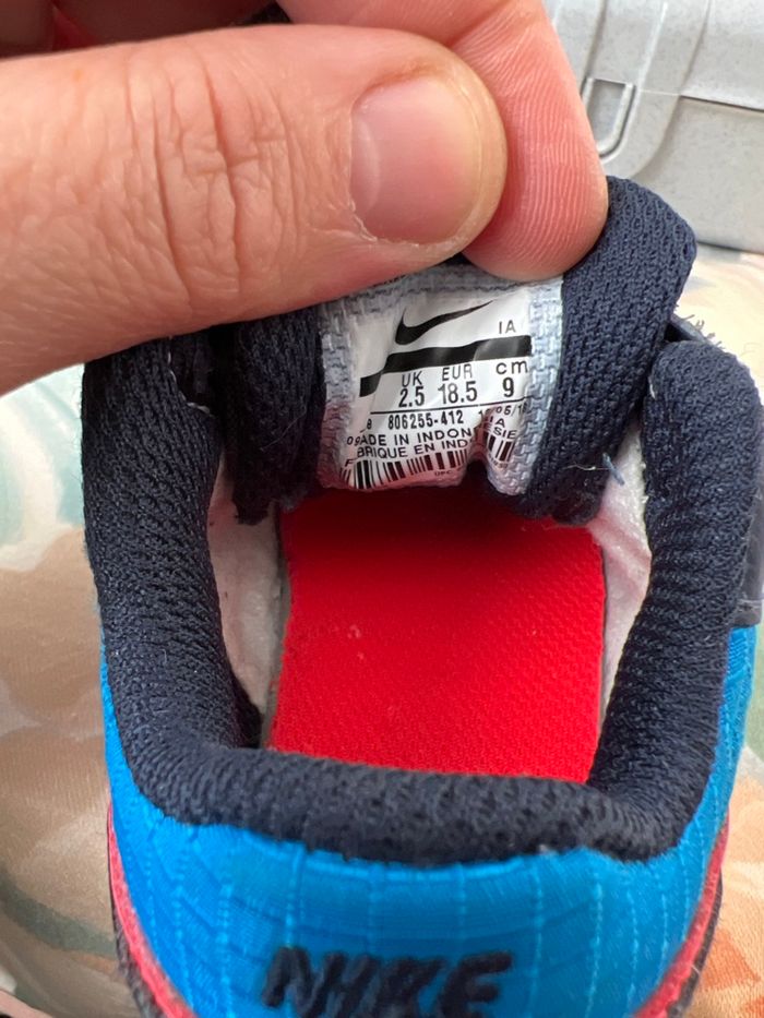 Paire de baskets Nike 18,5 - photo numéro 6