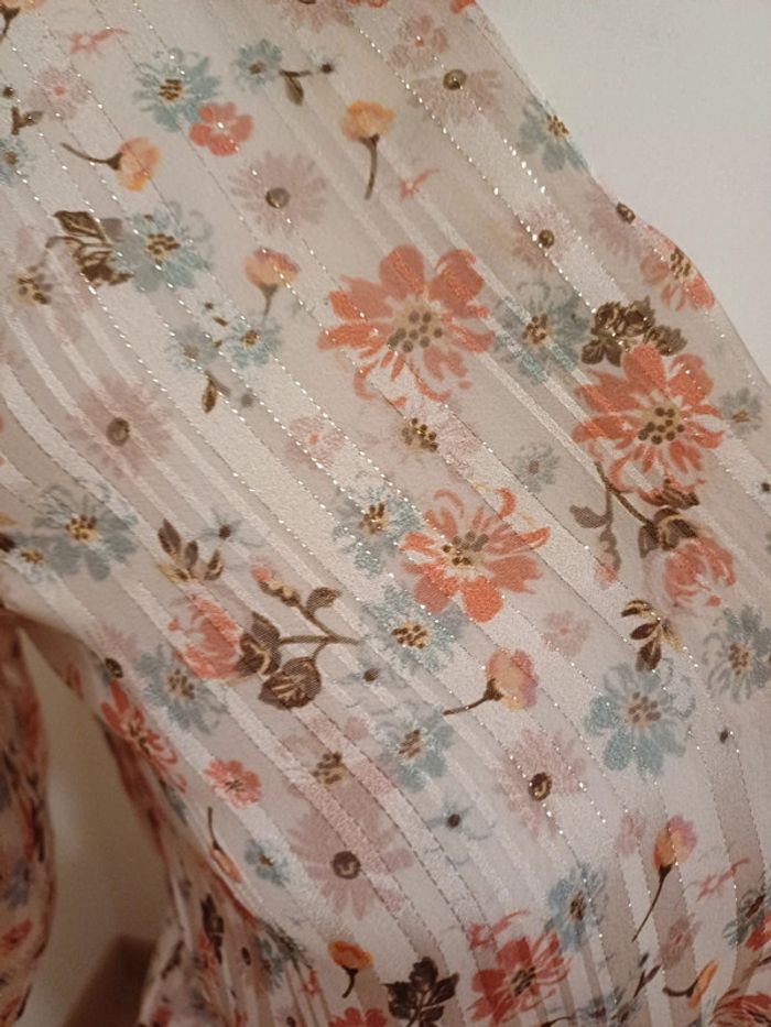 Robe blanche chic cache-coeur fleurie Actuelle taille S/M 36/38 - photo numéro 6