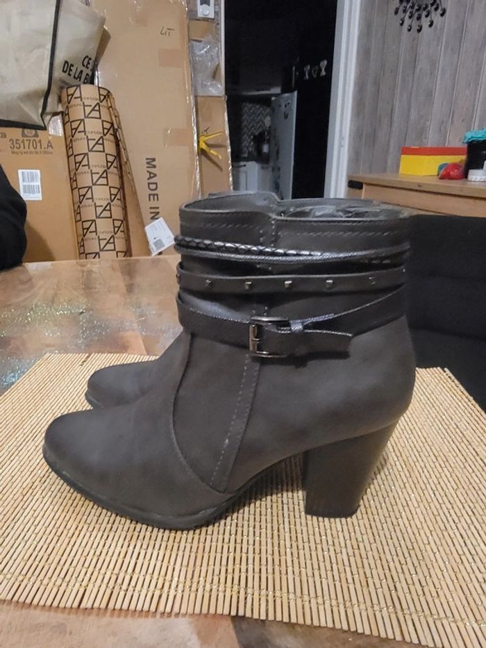 Chaussures - photo numéro 3