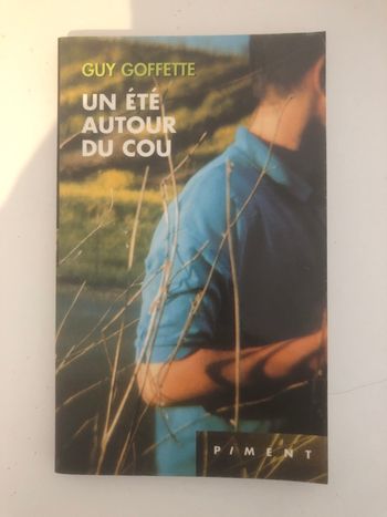 Un été autour du cou - Guy Goffette