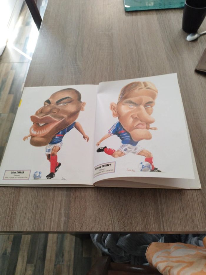 Livre les gueules du foot - photo numéro 2
