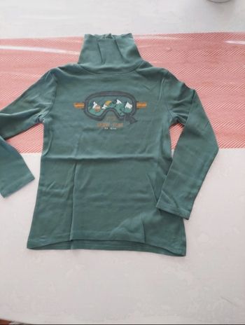 Sous pull kiabi 6ans