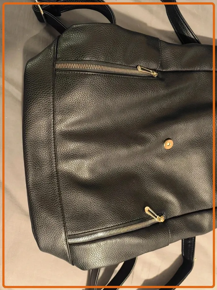 Sac à main (sac à dos) noir - photo numéro 4