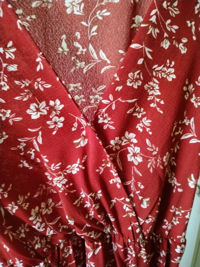 Robe rouge taille xl 44 - photo numéro 2