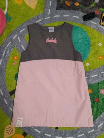 Robe reebok