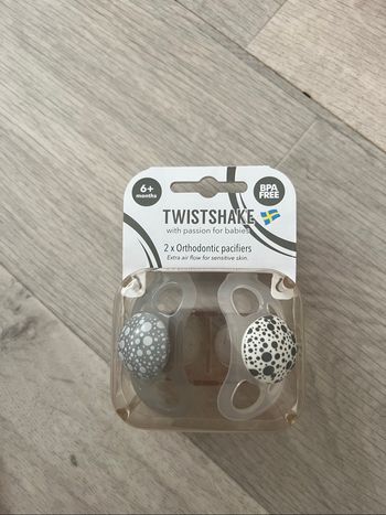 Tétines twistshake 6m et +