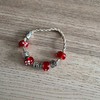 Bracelet • rouge & blanc 🌿