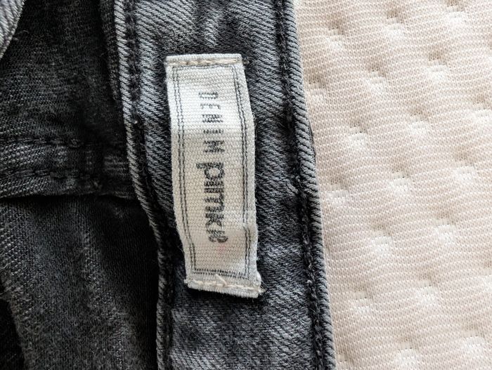 Jeans noir - photo numéro 2