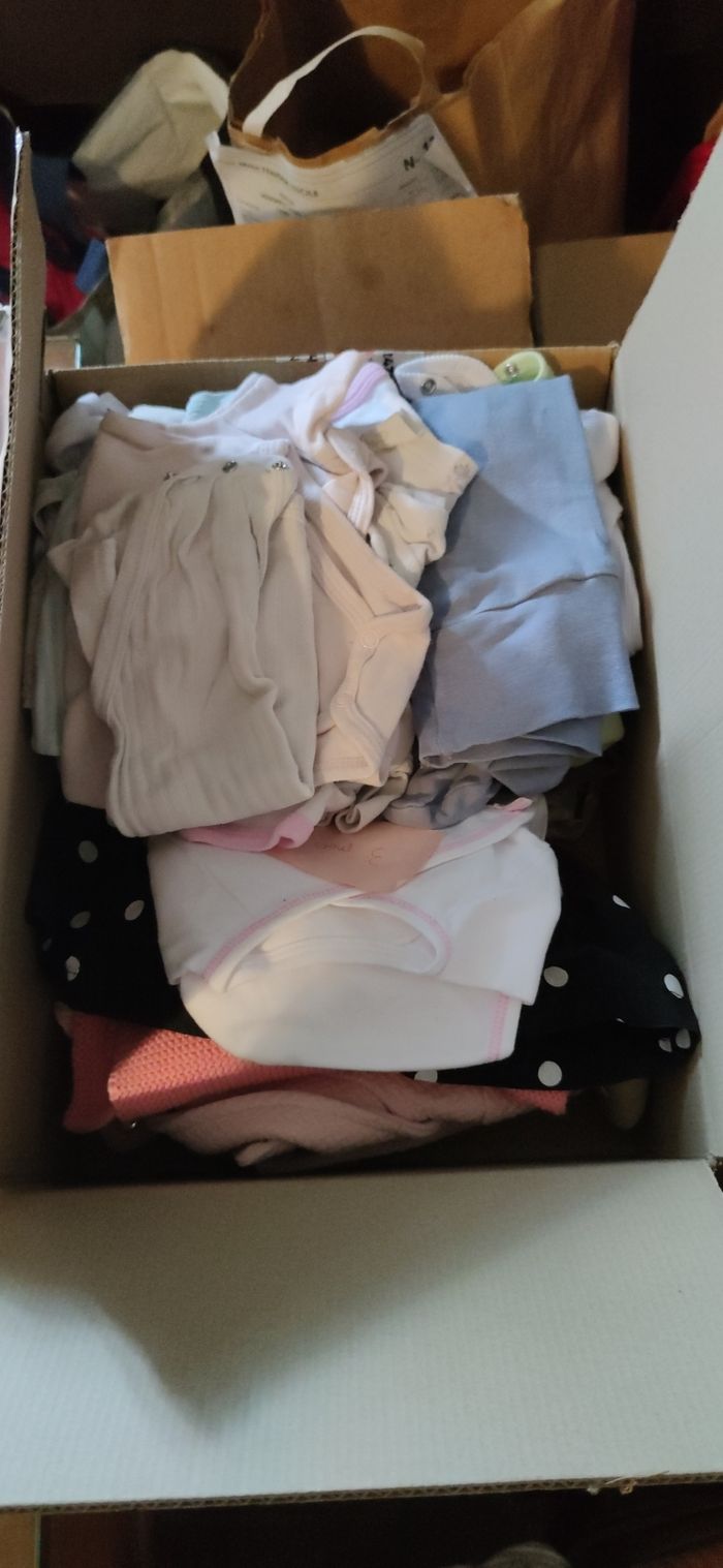 Lot de vêtements fille 3 mois