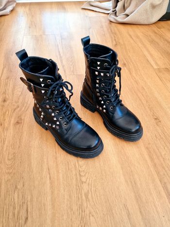 Bottines clouté