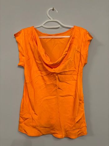 T-shirt orange