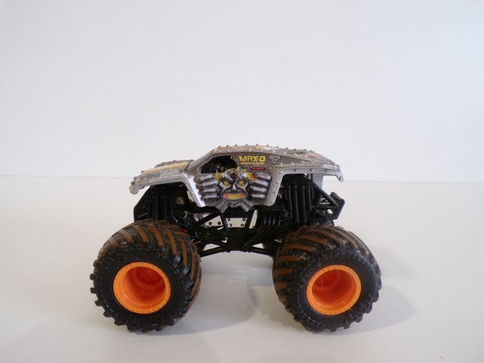 Monster trucks - Monster Jam - Max D (J14) - photo numéro 2