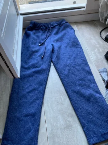 Pantalon en laine taille M