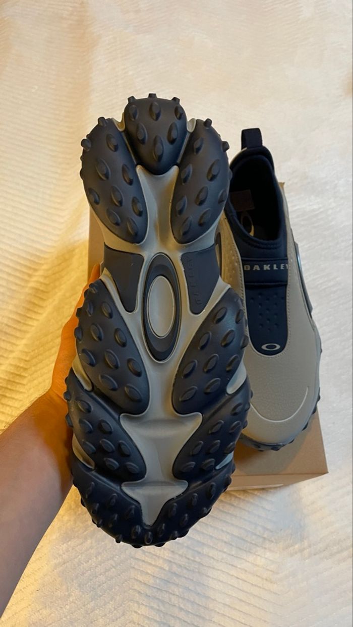 Oakley Flesh Slip-On – Gris/Marine – Taille 44 – Neuf - photo numéro 9