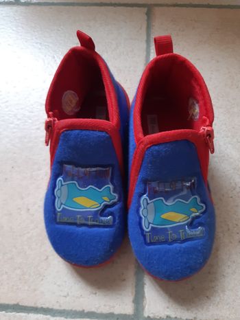 Chaussons pointure 25