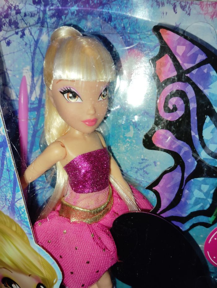 Poupée Winx Stella - photo numéro 2