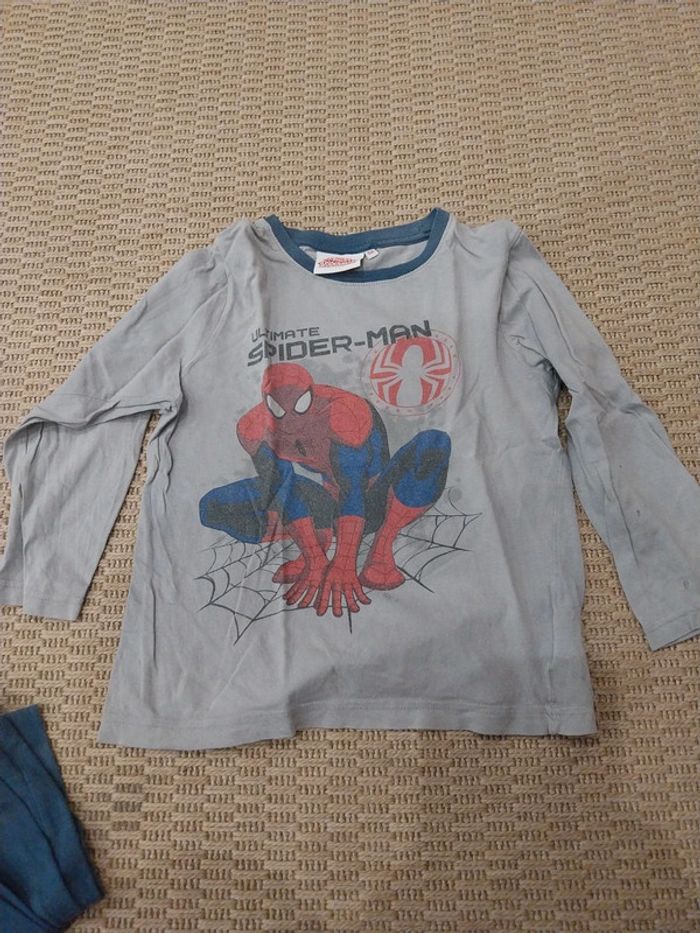 Lot de 2 pyjamas Mickey et spiderman - photo numéro 2