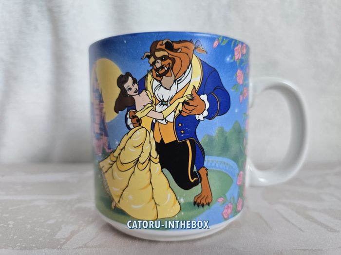 Tasse / Mug / Cup scène Disney Classics Belle et la Bête / Beauty and the Beast - photo numéro 3