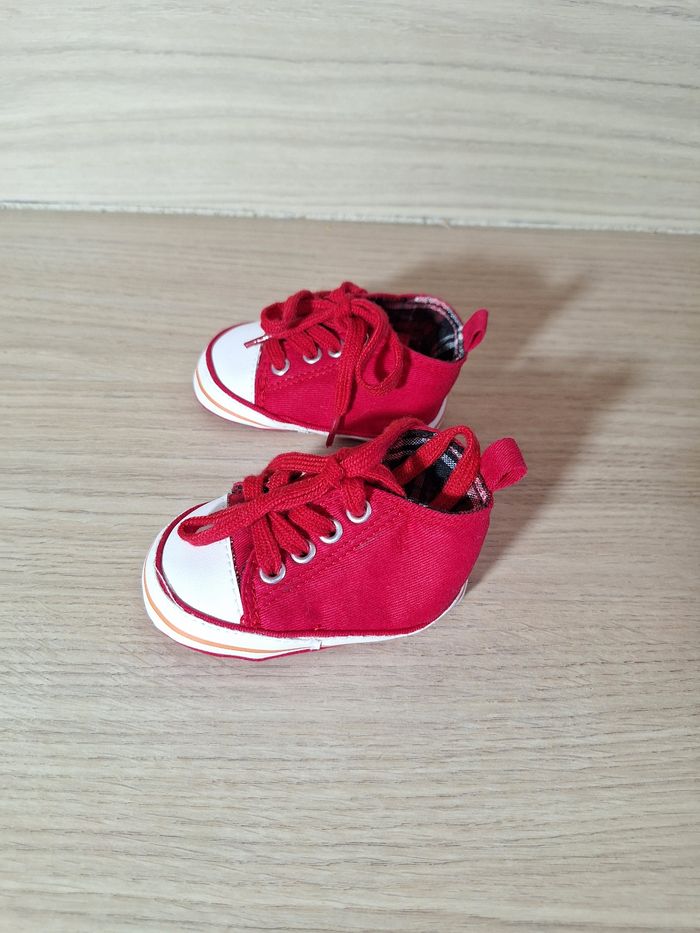 Chaussures bébé taille 6/12 mois - photo numéro 3