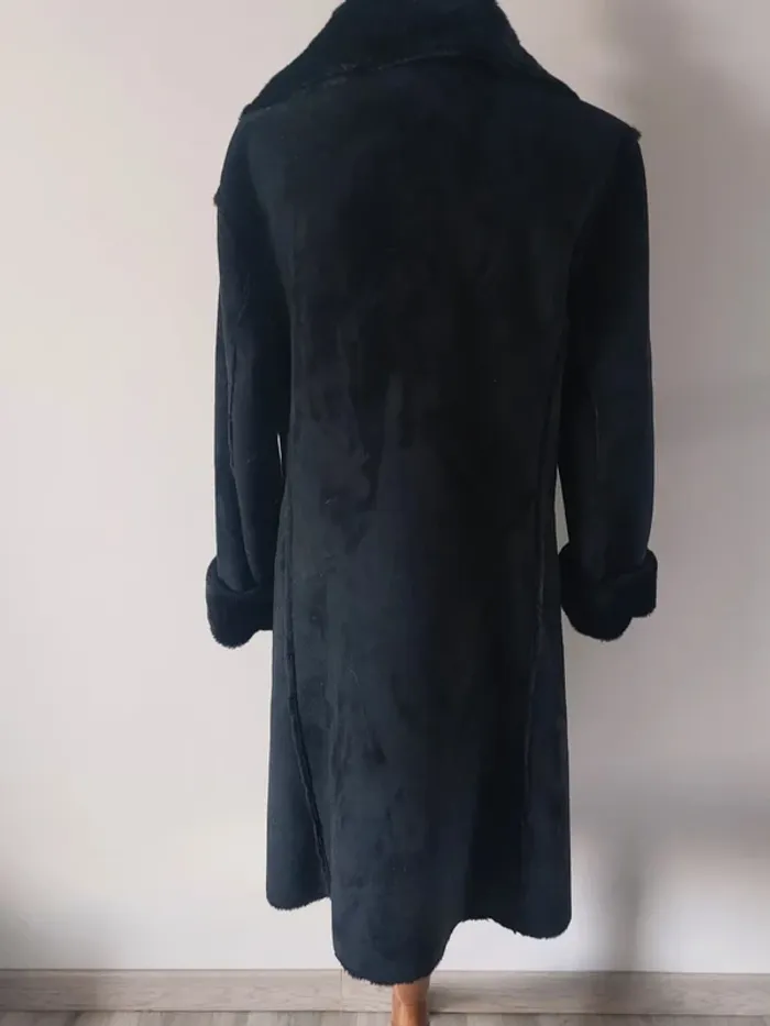 Beau manteau noir et chaud - photo numéro 5