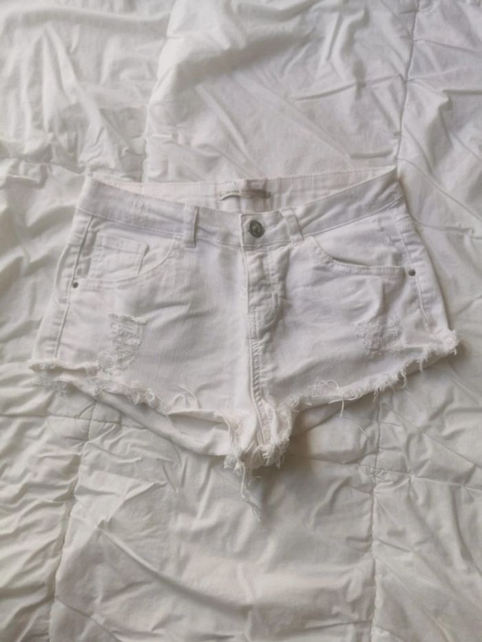 Lot de 2 shorts taille 36-38 - photo numéro 2