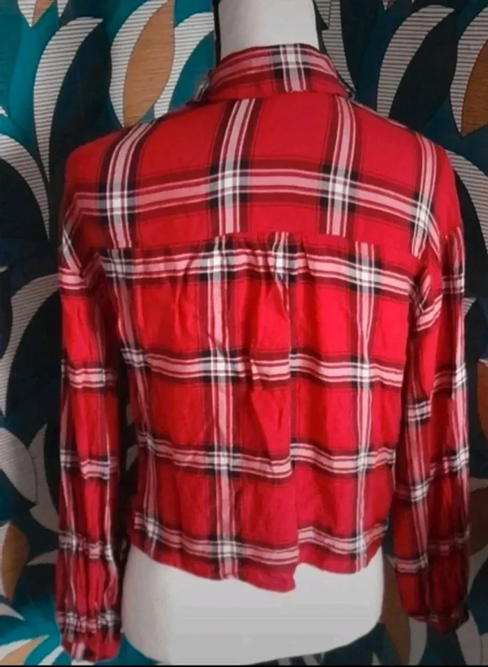 Chemise primark - Taille 40 - Très bon état - photo numéro 2