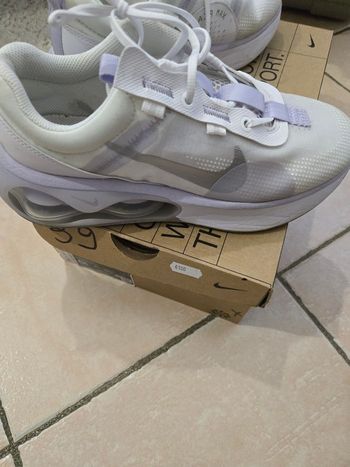 Basket Nike air taille 39