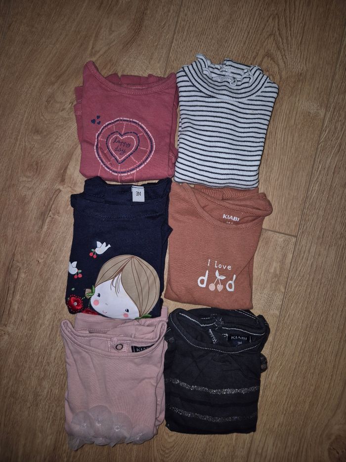 Gros lot de vêtements en 3mois - photo numéro 4