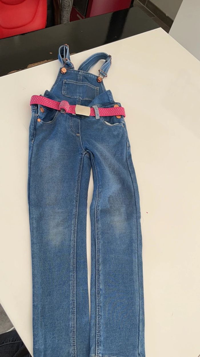 Salopette en jean avec ceinture 5 ans