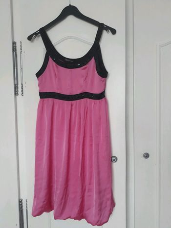 Magnifique robe 100% soie comme neuve