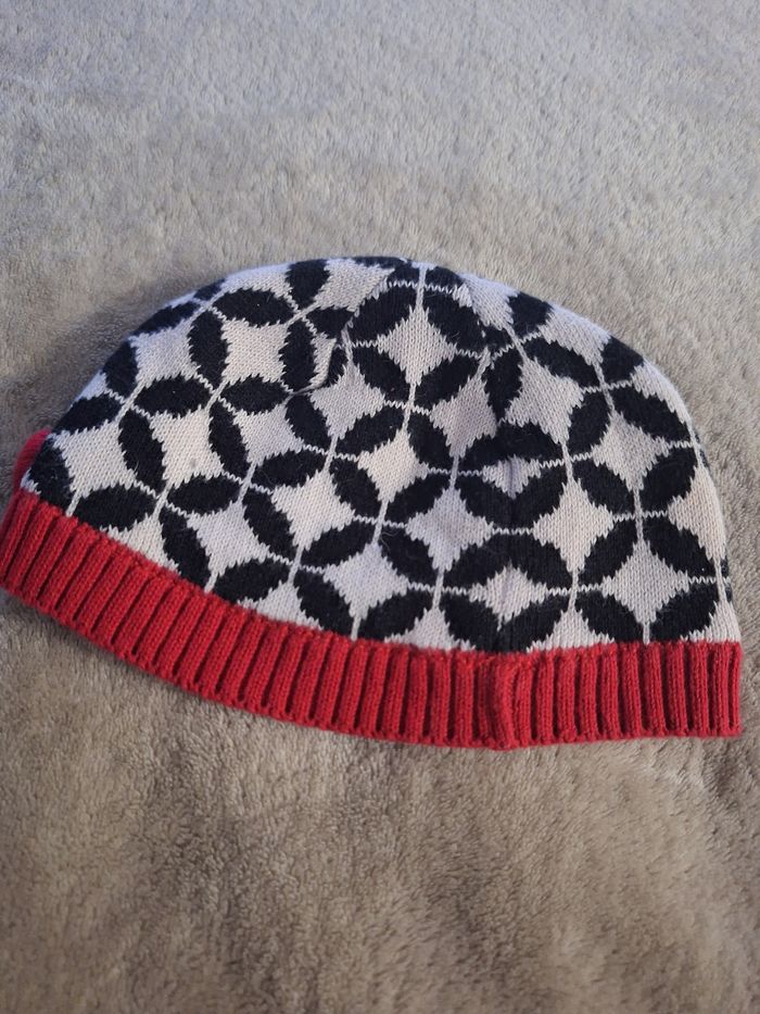 Bonnet - photo numéro 2