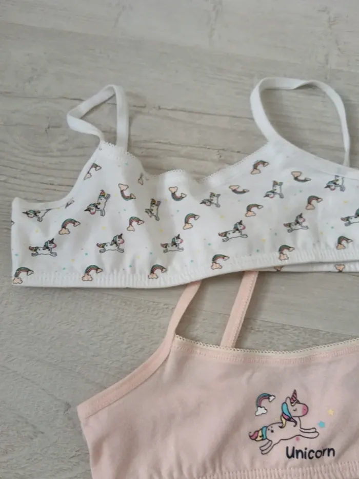Lot de 2 brassières 4/5 ans Neuf - photo numéro 4