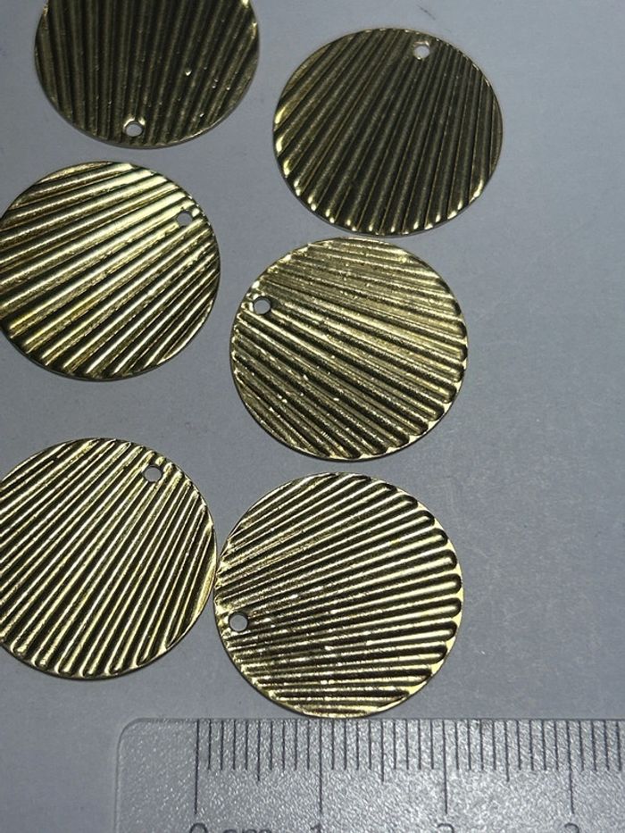 A806, 6 breloques dorées striées 20mm - photo numéro 3