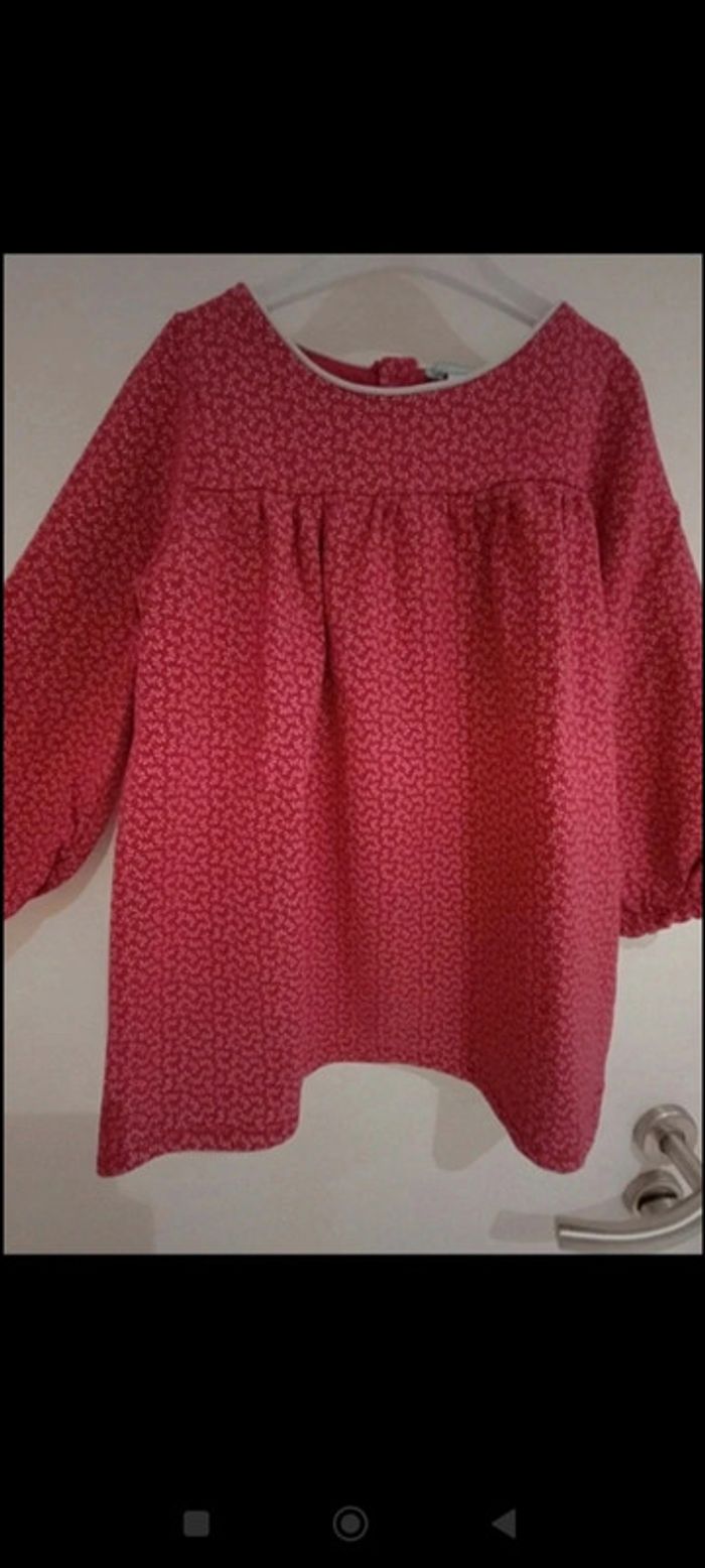Jolie robe fleurie 3 ans