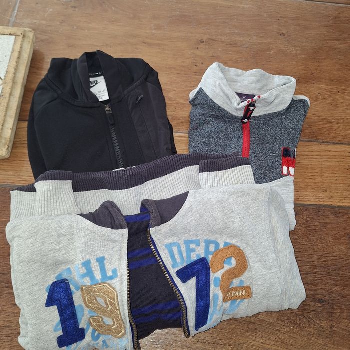 Lot de 3 vestes 10ans - photo numéro 1