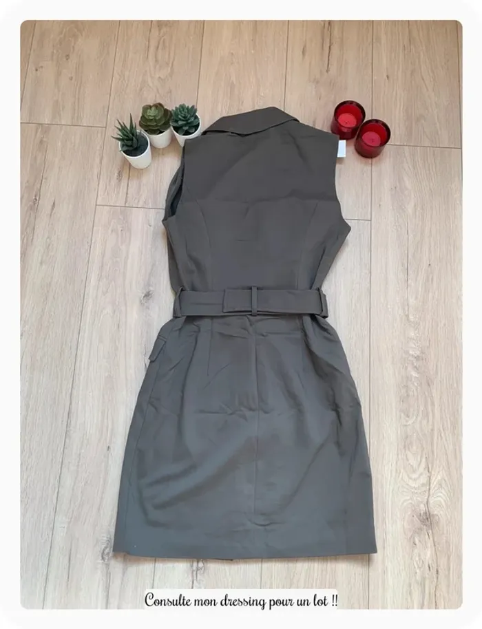Robe Morgan style tailleur vert kaki - photo numéro 2